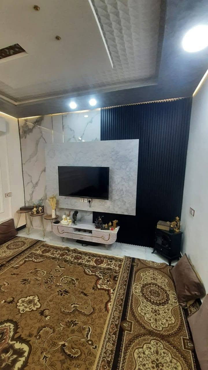 بيت ب 7 نيسان 200 متر طابو صرف
. مرمم كامل عوزة بس الواجهة 
. كلشي جديد صطح اشتايكر 
. السعر 90 مع المجال 
 للاستفسار واتساب او اتصال ***********
