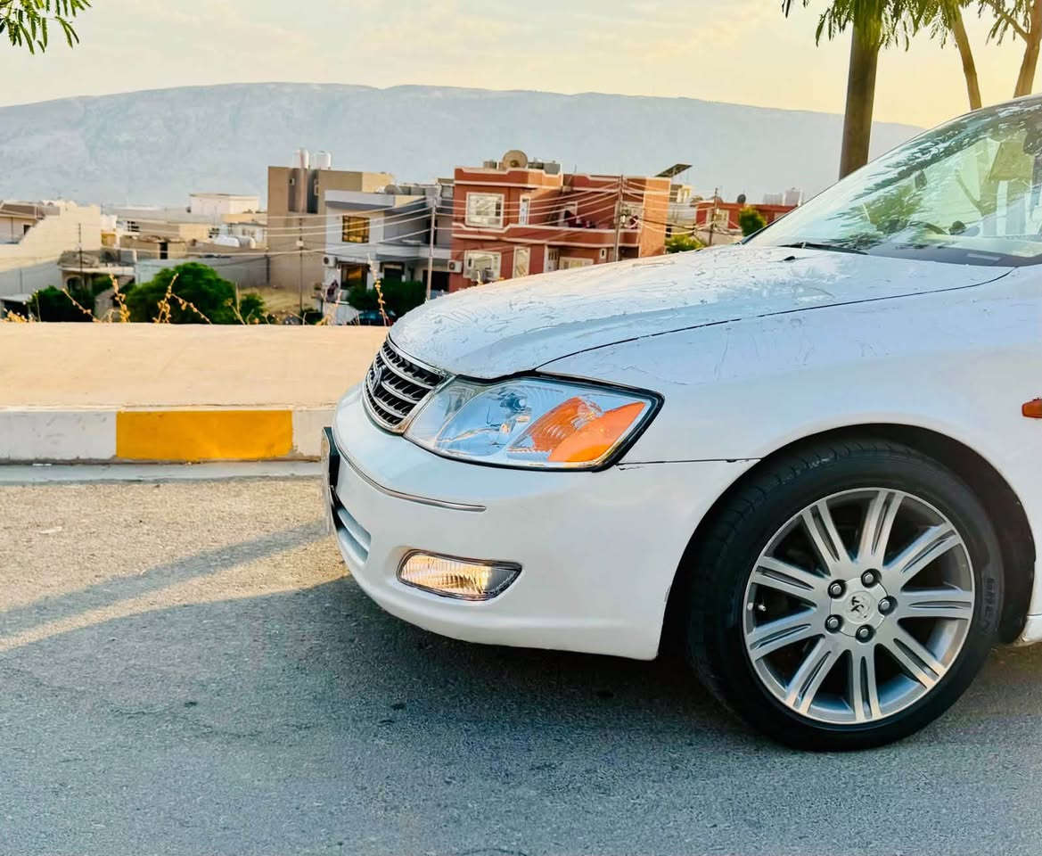 سڵاو لە هاوڕێانی خۆشەویست
ئەڤەلۆن ۲٠٠۱ی خلیجی ۳٠٠٠ی محەسنی ناو ڕەساسی 
دوپارچەی بۆیاخە بێ ناوگرت بێ تەعدیل
گێڕو مەکینە بەشەرت نەکراوەتۆ
چوار تایەو ویلی ۲٠۱٠ لۆکی لە ژیێرایە
سەنەوی بەسەر چوە تەحویل بەشەرت
ڕەقەم سلێمانی ناوی لە لیستا نیە
یەک دینار مەسرفی تیا نیە 
سعر:***********
شوێن:دەربەندیخان
