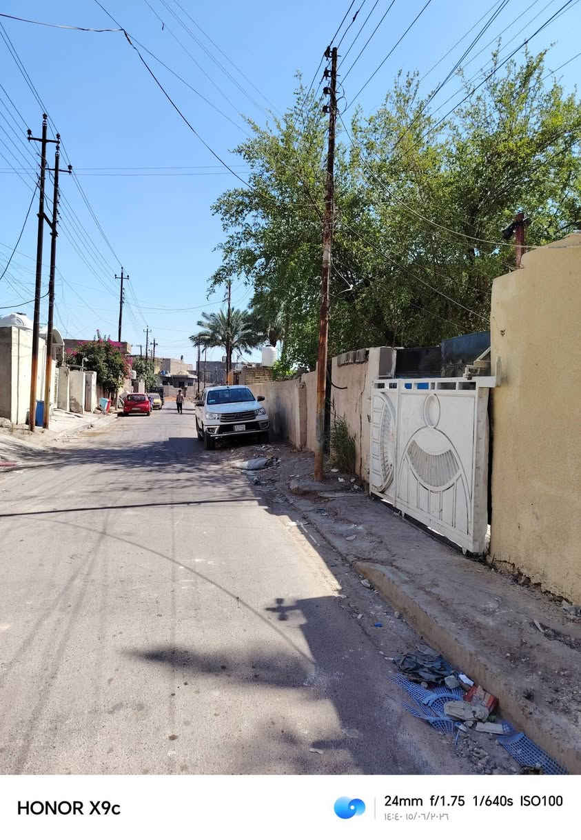 بيت البيع مساحته ( 130 متر ) اي شخص يجيبلي مشتري اطي دلاليه خمس ملاين 5 عله البيع اريد مروج ينشرالبيت للبيع (طابو صرف) (بسمي) طابو صرف
بيت البيع مساحته ( 130 متر ) اي شخص يجيبلي مشتري اطي دلاليه خمس ملاين 5 عله البيع اريد مروج ينشرالبيت للبيع (طابو صرف) (بسمي) طابو صرف 
قاطين مسلح  البناء طابوك غرفتين نوم وستقبال ومطبخ وصاله منور طرمه تفاصيل اكثر اليريد يشوف البيت يتصل ويدلل  العنوان بغداد  منطقت بوب الشام  عله طابو الشعب  اتصال برقمي او خاص عادي بي وقت *********** واتساب👍🌹
