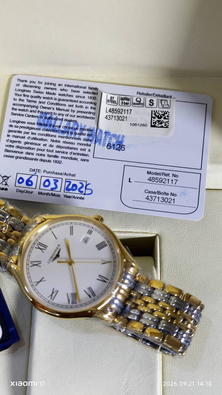 Longines Lyre quartz 
ساعة لونجين لاير سويسري أصلي أصلي أصلي 
#كوارتز بطارية 
جديد غير مستعمل 
كامل ملحقات 
قطر 39.5
ارقام روماني 
#سعر 595 دولار 
***********
يوجد خدمة التوصيل
