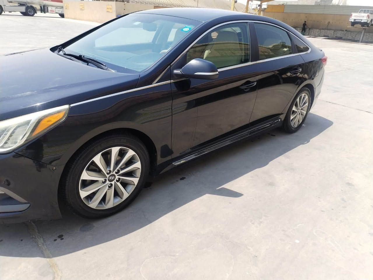 وارد امريكي  سبورت
تقرير غرق شرط شرط للدوسة ما واصل
السعر 110$ وبيها مجال قليل
رقم بغداد باسمي
العمارة المركز ***********
