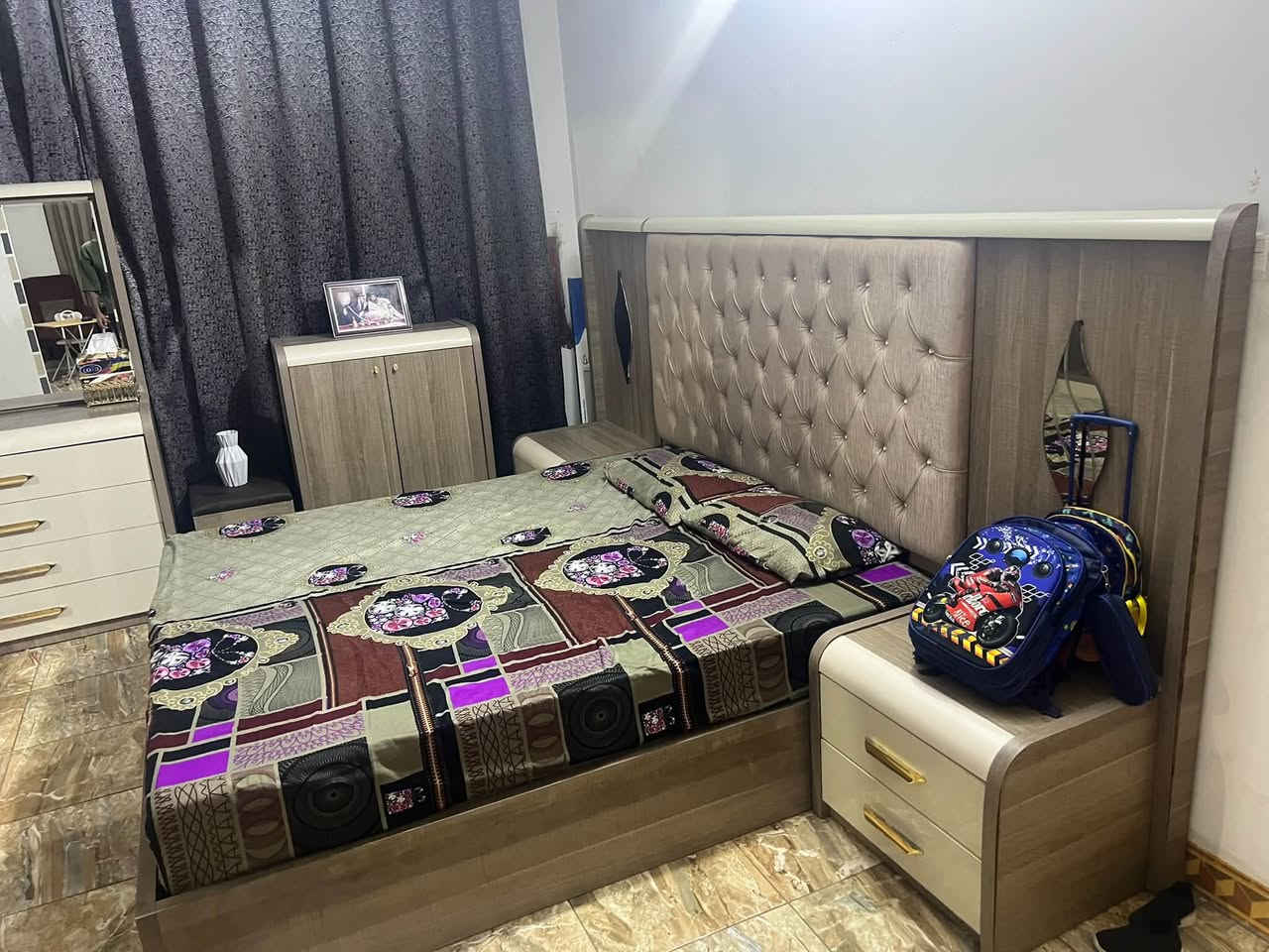 غرفة نوم • ديكور • للبيع
