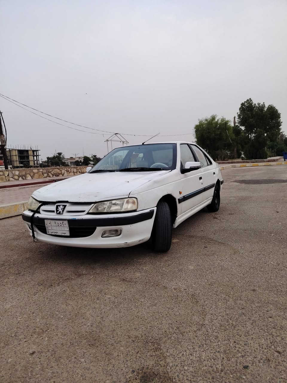 سلام عليكم سياره بيجو بارص ٢٠١٣ سياره مكفوده ما عده ضربه في الجاملغ وبيها تكحيل بسيط سنويه ما ساقطه راعيها موجود *********** الموشراي لا يتصل
