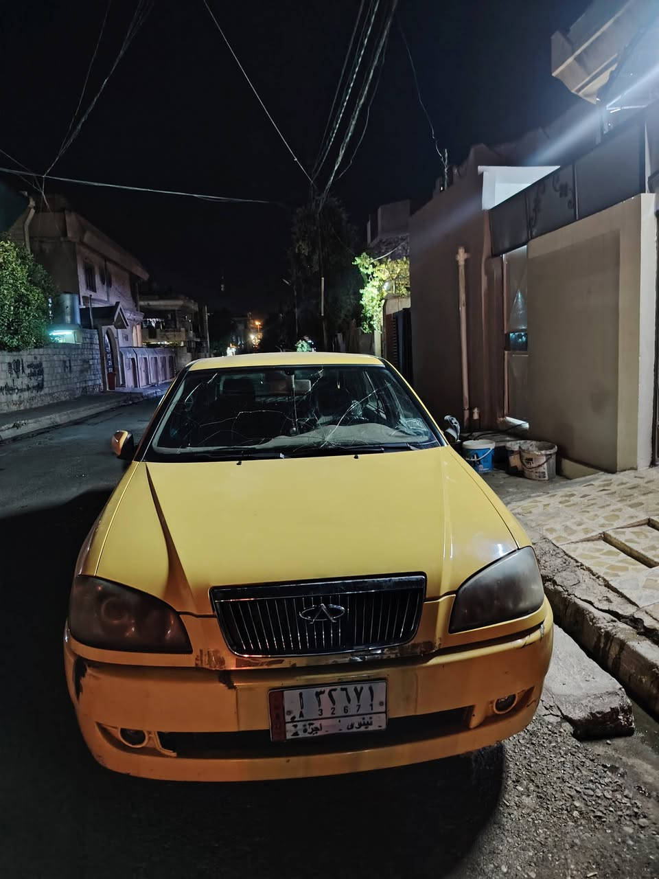 كوين للبيع موديل   ٢٠١٣ طخم تيرات جديد والطخم نظيف والمحرك معمر رايمن رقمها نينوى الماني للتواصل على هذا الرقم  ***********
