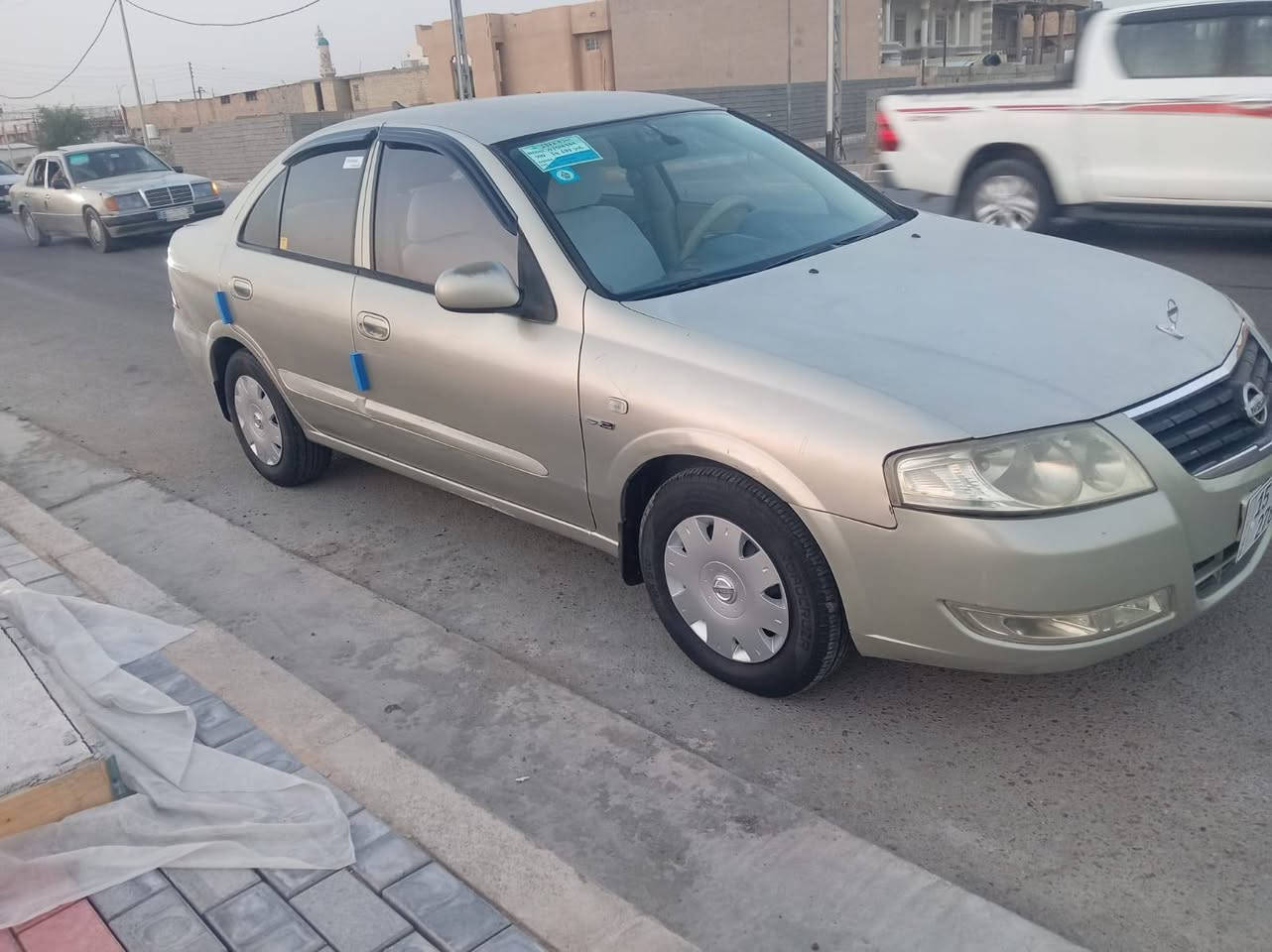 سلام عليكم من رخصت الادمن للبيع سني موديل ٢٠٠٧ مكفوله كير ومحرك وصدر وتبريد كله جاهز تخم ناير جديد رقم انار انكليزي هزه جديده السعر ٨٠ وبيه مجال مكان السياره فلوجه النساف هاتف ***********
