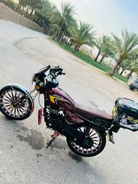 مرك٢٠٠ • موديل٢٥ • واتس