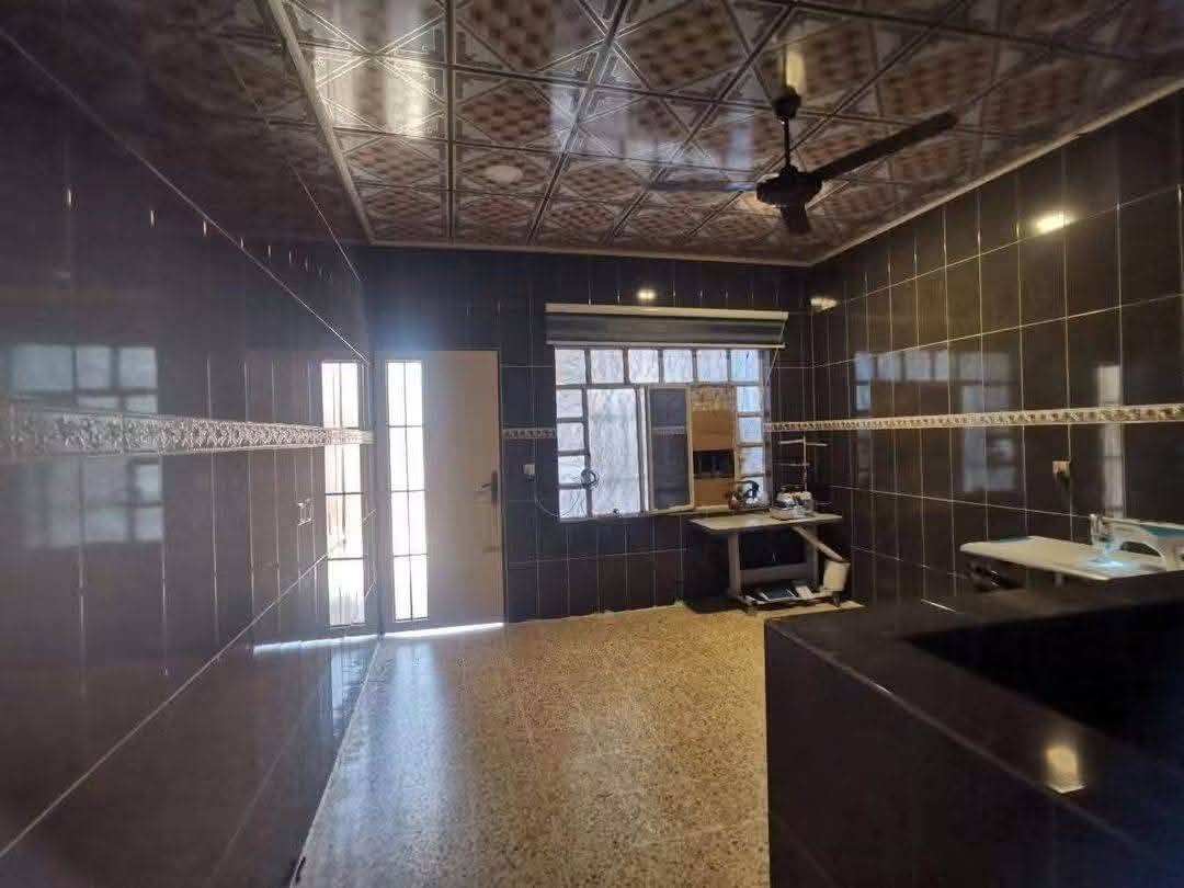 بيت للبيع الهرمات الثانيه السعر 49مليون
المساحه 200متر 🏡

العمق 25

وجها 8 

فول خدمات عل تبليط ✅

بيت كامل كلشي مايعوزو شوف الصور 

الاستفسار اتصال 📞

***********

***********

بي واتساب
