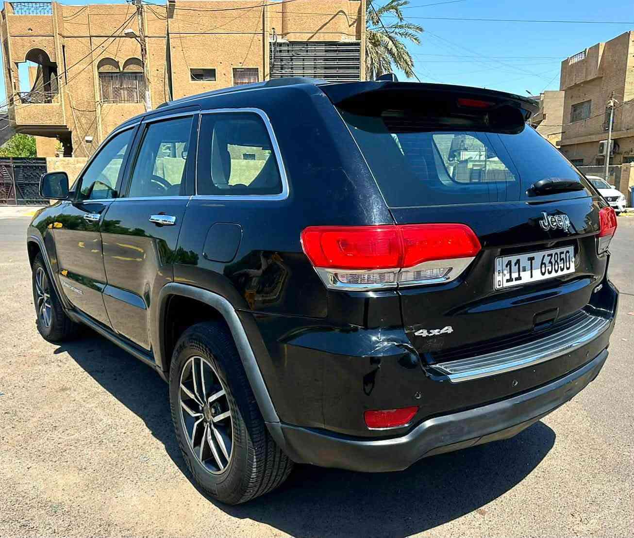 السلام عليكم سياره جيب وارد امريكي موديل 2017 مواصفات فول محرك 3600/6 رقم بغداد بسمي تحويل مباشر سياره جاهزه حلوه كلش محرك كير صدر تبريد تخم تاير مكفولة العنوان بغداد الامين شارع نواب النتصال ***********
