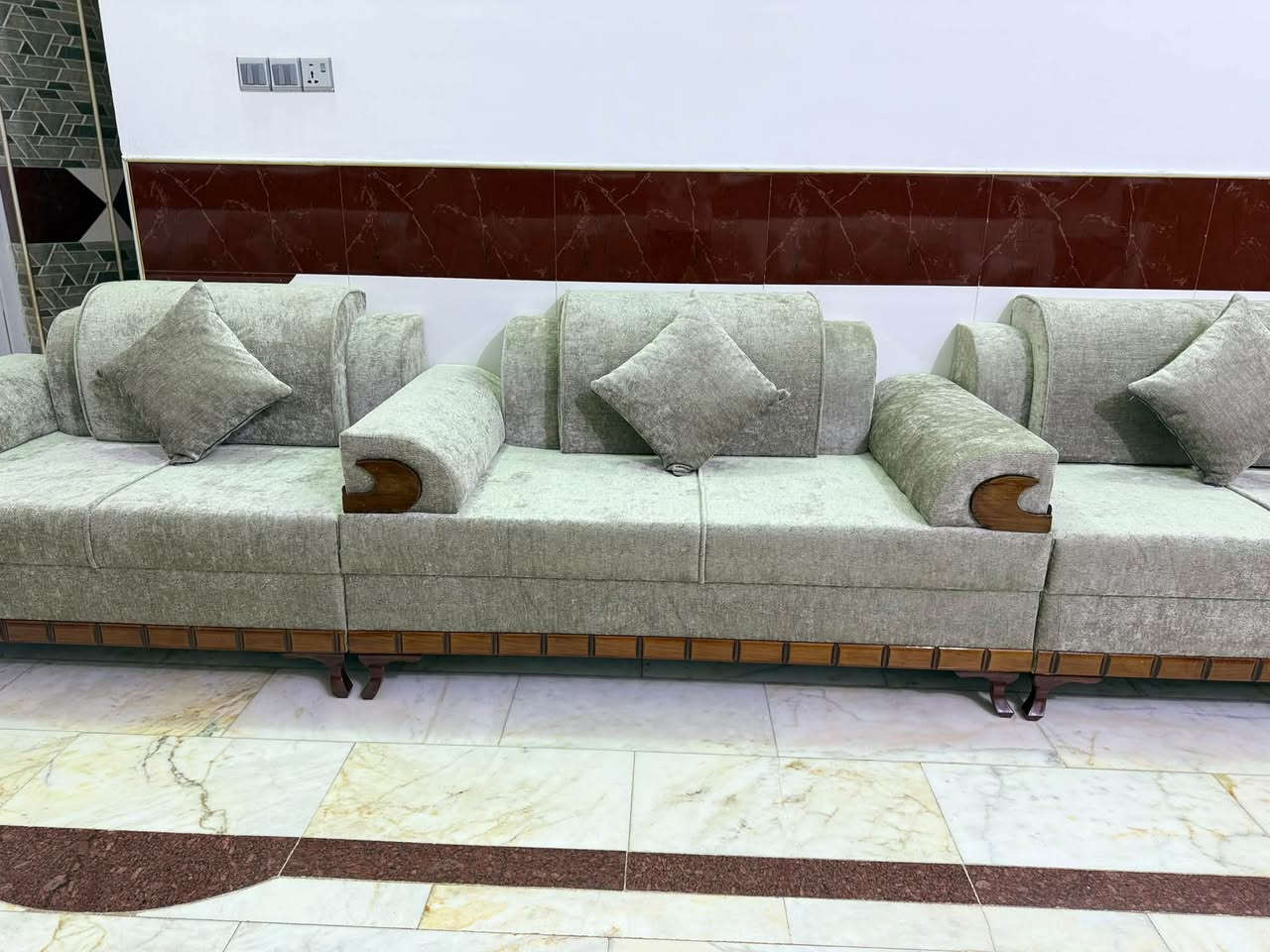 ديوان أبو سيف • خشب روسي • أسفنج إكسترا