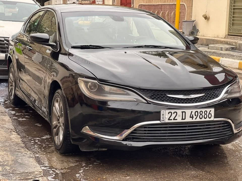السلام عليكم c200 2015 2400 بأسمي 
بيهة باب السايق صبغ جمالية فقط مبدل محرك والكيرم قبل سنة ودرايم شفتات جديدة والحدادية الكدام كلهة جديدة والخلفية بيهة ملاحظات بسيطة السيارة مناقصهة شي تبريد تدفئة شغالات وتخم 
التايرات نظيف
هاذا رقم الموبايل ***********
