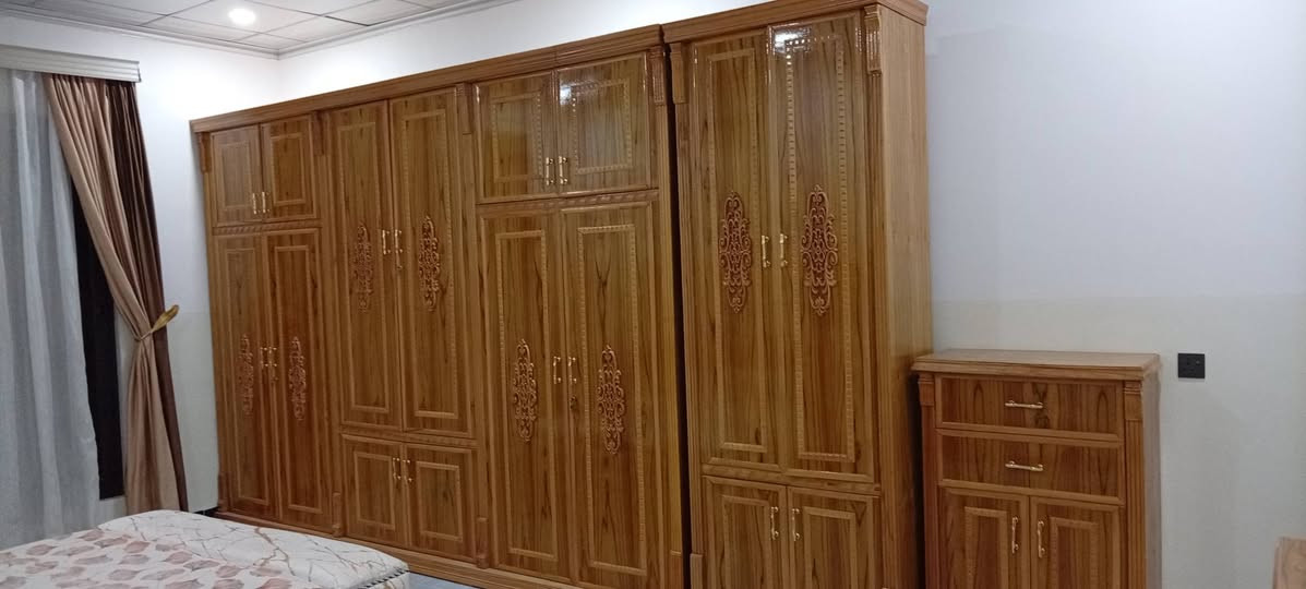 سلام عليكم
غرفة نوم مستعمله شهرين نضافه فول تجي تشوف گدام عينك مكان كرامه 19 سعرها مليون و800 بيها مجال بس معقول 
الشراي يتصل على الرقم ***********
