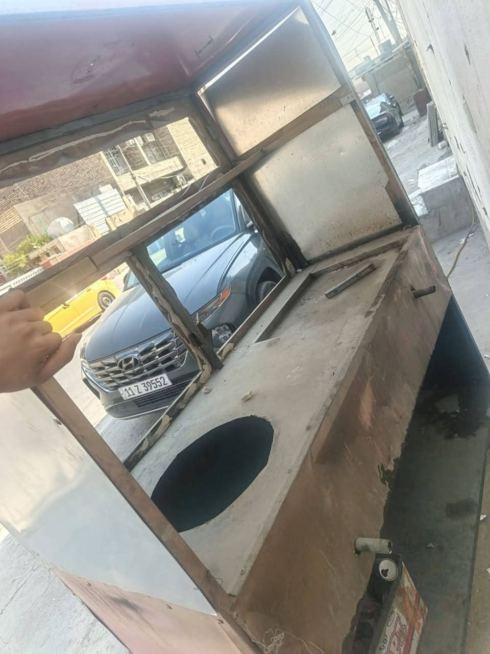 شواية بركر للبيع السعر 125 وبيها مجال للشراي الشوايه كلش نضيفه مبيها اي شي تواصل على هاذ رقم  ***********
