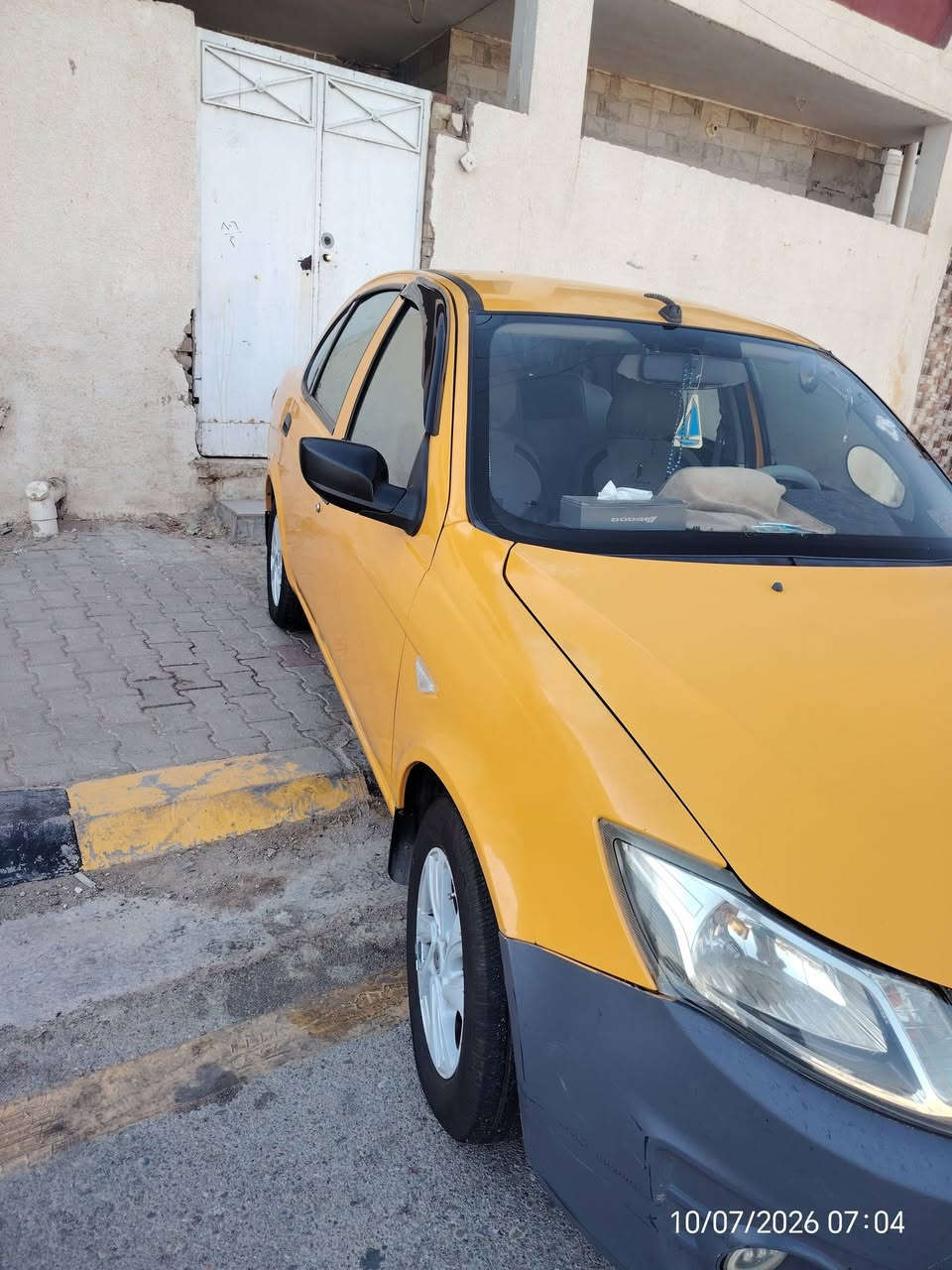 السلام عليكم
سيارة ساينا للبيع فقط 
موديل 20حرة بدون حجز مكينه جديدة شديتهه كفالة كير ومكينه تبريد جديد ثلج بيهه طخات ومعمرات على البارد ومصبوغات بالجاملغ الامامي ولباب وره السايق 
شاشة
مضخم صوت
زنون اصلي
مصفرة هيئة 
السعر47وبي مجال للطيبين 
للاستفسار الاتصال ***********بي واتساب 
مكان السيارة الكوت والسياره بسمي تحويل مباشر
