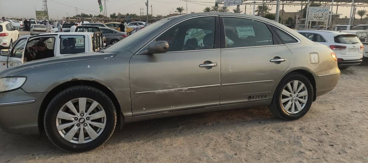 سلام عليكم هونداي ازيرا 2006رقم بغداد بسمي تحويل مباشر
مكينه 6سلندر 
مكفولة مكينه كير حداديه شواصي كهربائيات 
تخم تاير جديد 
باتري جديد 
اشاير بلمري 
فتحه بسقف 
سياره كلش حلوه 
سعر 65 
مكان ذي قار قضاء الفجر 
رقمي ***********
