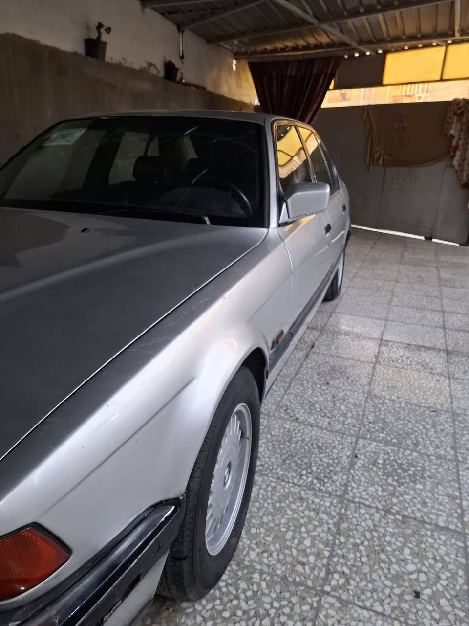 🚘 للبيع BMW 730 موديل 1992
🔹 الموديل: 1992
🔹 الفئة: 730
🔹 المحرك: 6 سلندر
🔹 السيارة نظيفة ومناسبة للاستخدام
🔹 تفاصيل السيارة واضحة
رقم السيارة اربيل 
مكان السيارة بغداد البلديات 
رقم الهاتف : ***********
السعر : 50 ورقه
