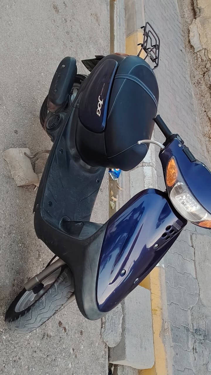 للبيع دراجه منغولي ٦٠
دراجه مكينه ما مفتوحه شرط 
كهربايات كلهة شغاله دبلات خلفي أمامي شغال تايرات جدد 
للاستفسار خاص أو الاتصال ***********
