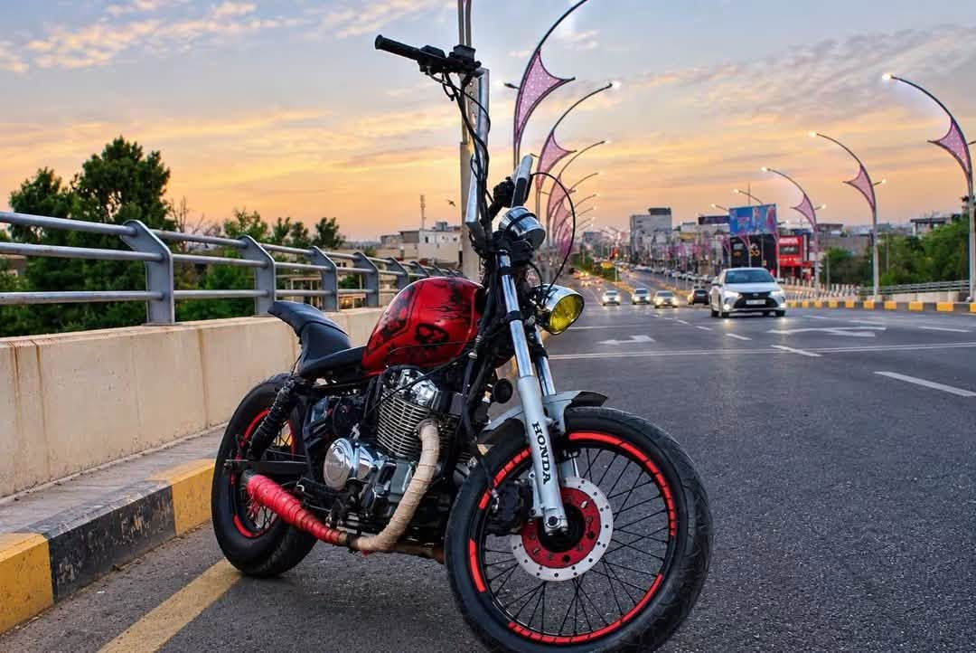 هارلي ريبيل • ٢٠٠٥ • ترايك