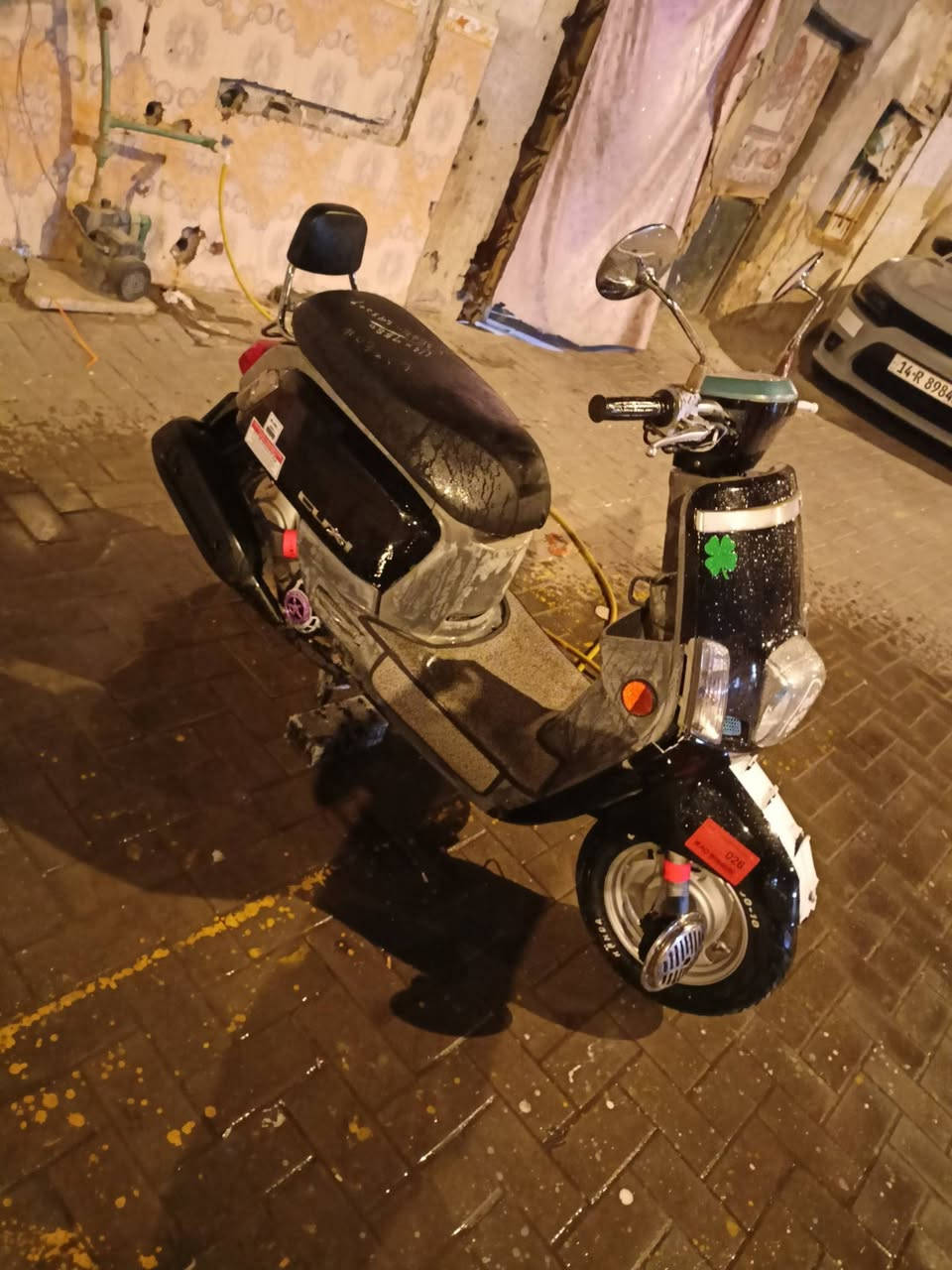 السلام عليكم دراجه بوليس كفاله عامه جيب وياك مصلح يفحصها واكرر كفاله عامه برغي ما مفتوح اللون اسود سعرها بواحد ونص مع الهورنات وبيها.  مجال قليل بس الشراي يتصل علي رحمه على والديكم مكاني بصره الحيانيه شارع الطاق (*********** بي واتساب وانتصال
