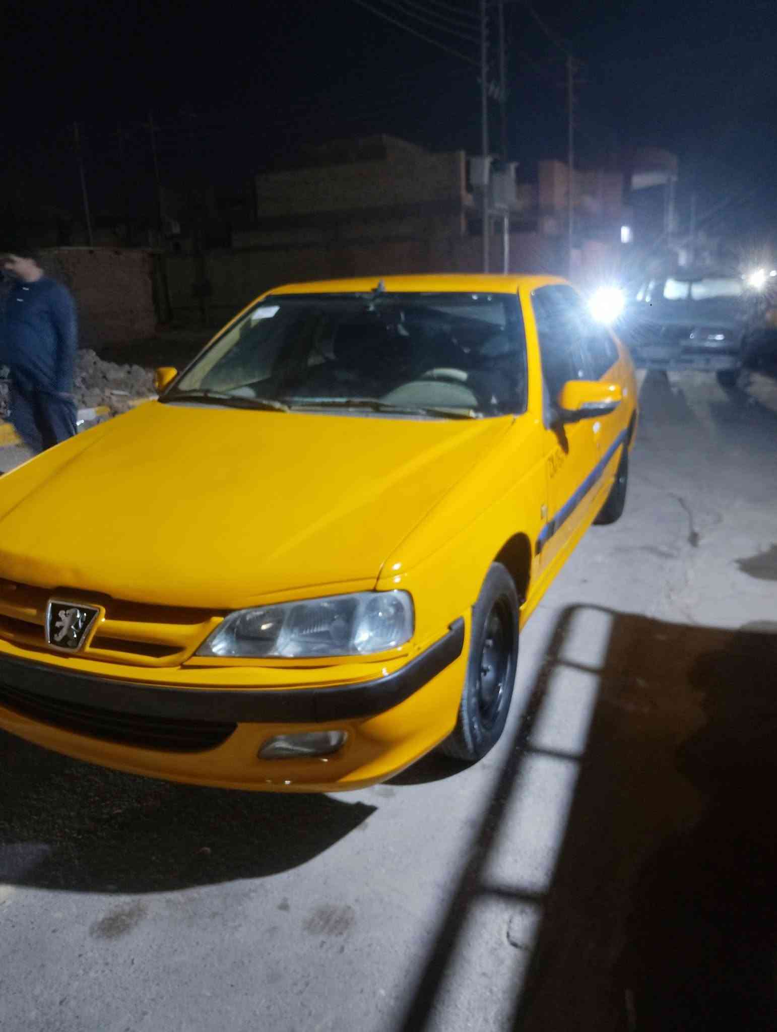 سلام عليكم بيجو بارص موديل 18 البيع او امروس 
سياره سنويه نكليزي باقيه فقط ع ستلام لوحات رقم بغداد
شرط تحويل والوكاله وغير مسئول عن لهئيه ولغرمات 
كير ومحرك شرط ترايك 160
تبريد ثلج 
تدفئه نار
حداديه اماميه وخلفيه ماصار امس نفضتها كلها 
 منضومت زنون ناصي عالي اشاير كله زنون .
تخم تاير جديد
سياره مكفوله من ضربه بيها فقط قطعتين صبغ جاملغ خلفي  ذابين عليه تيزاب وصبغته ولينيد طار وعمرته وصبغته الباقي. كله جديد ومرتب 
شاشه وسستم سماعات 4ودمام
جامه اماميه جديده
بلوجكترات جدد اشاير بل مري 
جام كله كهربائي يصعد وينزل 
كيجات كلها شغاله رون بانزين حماوه سرعه 
سياره جاهزه ع خير حبايه مابيها نقص برغي
مكاني  ناصريه سوق شيوخ سعر 36وبيهة مجال لشراي
***********
