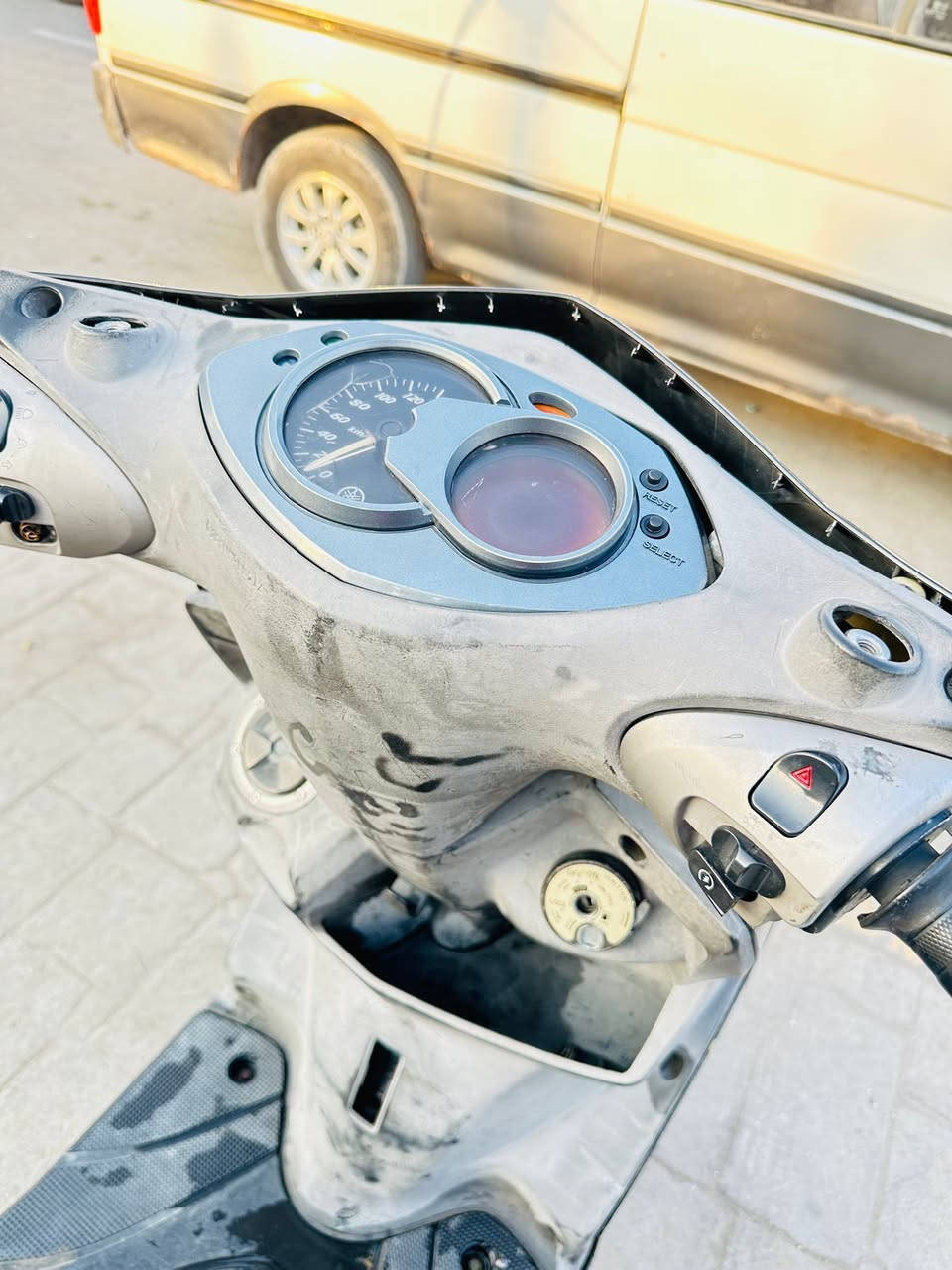 سكنس فحل كابريتر كلها شغاله من لطول لطول مفتوحه نكره سلف سعرها ٤٠٠ قفل او ومراوس بشي ارتب وطي فرق مكاني حي اور بغداد رقمي ***********
