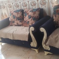 ١٠ مقاعد • جديد ونضيف • بيع مستعجل