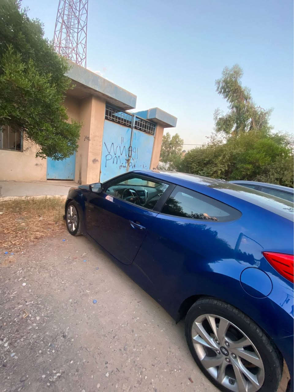 Huyinday veloster 2017 be sbux tanha chamlghe lay sayaqe ba belad goraya 80 hazar roishtya mwasafat amaricea makenay 16e be tornoya nrxe 93 waraqa kamak mamala 

عند هونداي ڤيلوستةر بدون صبغ بس بدل چاملغ بس بيلاد مكينة ١٦ بدون توربو ٨٠ الف ماشي

*********** أربيل, العراق
