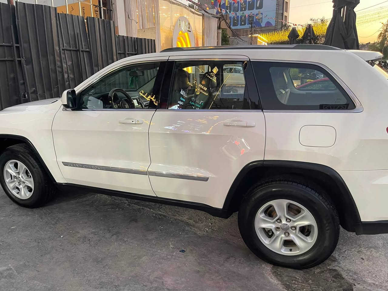 🚨 للبيع جيب جراند شيروكي Laredo 2012 🇺🇸
🚙 Jeep Grand Cherokee Laredo 2012
🇺🇸 أمريكي
⚪ اللون: أبيض
🔹 دفع سنكل2
📍 رقم بغداد
👤 استخدام شخصي
✨ الحالة: جيدة

السيارة جاهزة للمعاينة والفحص، والبيع للجادين فقط.

🤝 قابل للتفاوض بالمعقول بعد المعاينة.

📍 المحافظة: بغداد
📞 للاتصال: ***********

المعاينة على الطبيعة، والفحص خير دليل.

