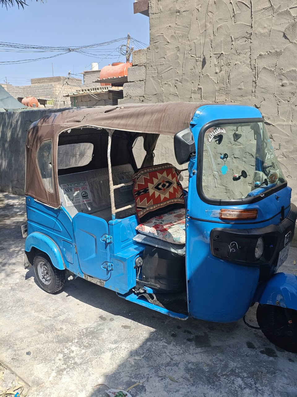 السلام عليكم تكتك رقم كربلاء 
موديل 22 شهر 11للبيع 
***********
