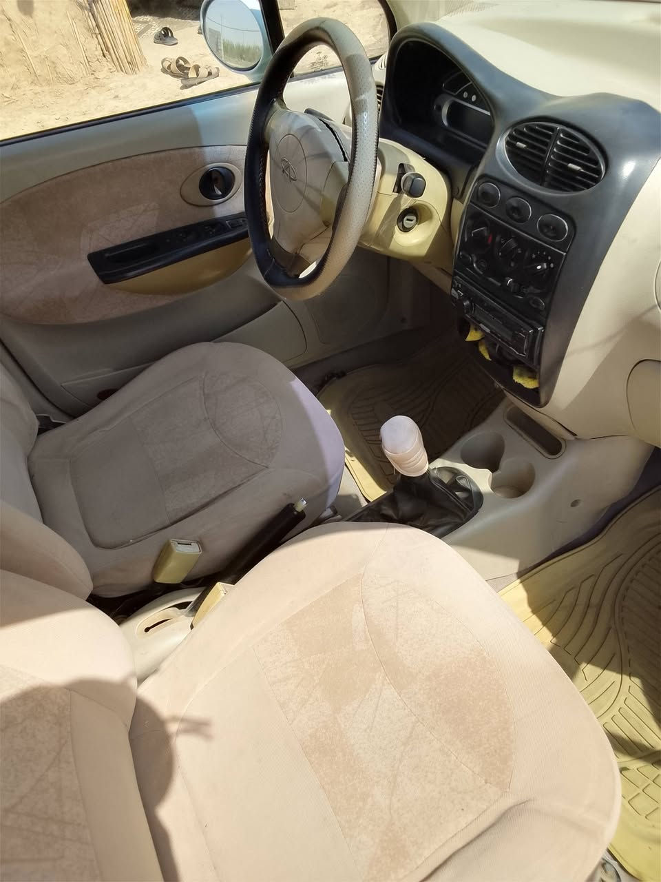 سلام عليكم سياره كيو كيو للبيع موديل 13 رقم وسنويه العنوان واسط سياره جاهزه مابيه اي عطل السعر 27 ورقه وبيه مجال ***********
