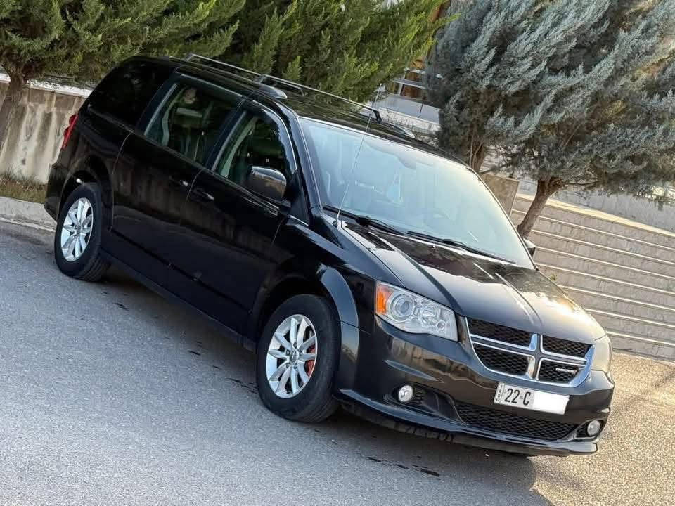 دوج كراند كارافان الجديد 2019
مواصفات  Vip الفئة Dodge Sxt

محرك 6 سلندر حجم 3600 vvt
دبل سويج تشغيل عن بعد
تبريد مركزي 3 قطع 
شاشة حجم كبير و كاميرة دوارة بلوتوث aux 
ابواب كهيربايي مع صندوق جةك
فتح الابواب عن طريق الكونترول و غلق الابواب 
تحكم ستيرين فول 
دبل كير اوتو و عادي 
كشنات جلد  وكشن السايق كهربايي و مساج
شاشات DVDبالقمارة
مرايات  الجوانب هيتر  

ماشي 180 الف مايل فقط 
7 راكب 
للسعر علق برقم ٢ ياتيك مباشر
السيارة كفالة بدون قطرة صبغ   
سيارة بيها سيستم غاز
رقم التواصل : ***********

العنوان دهوك
