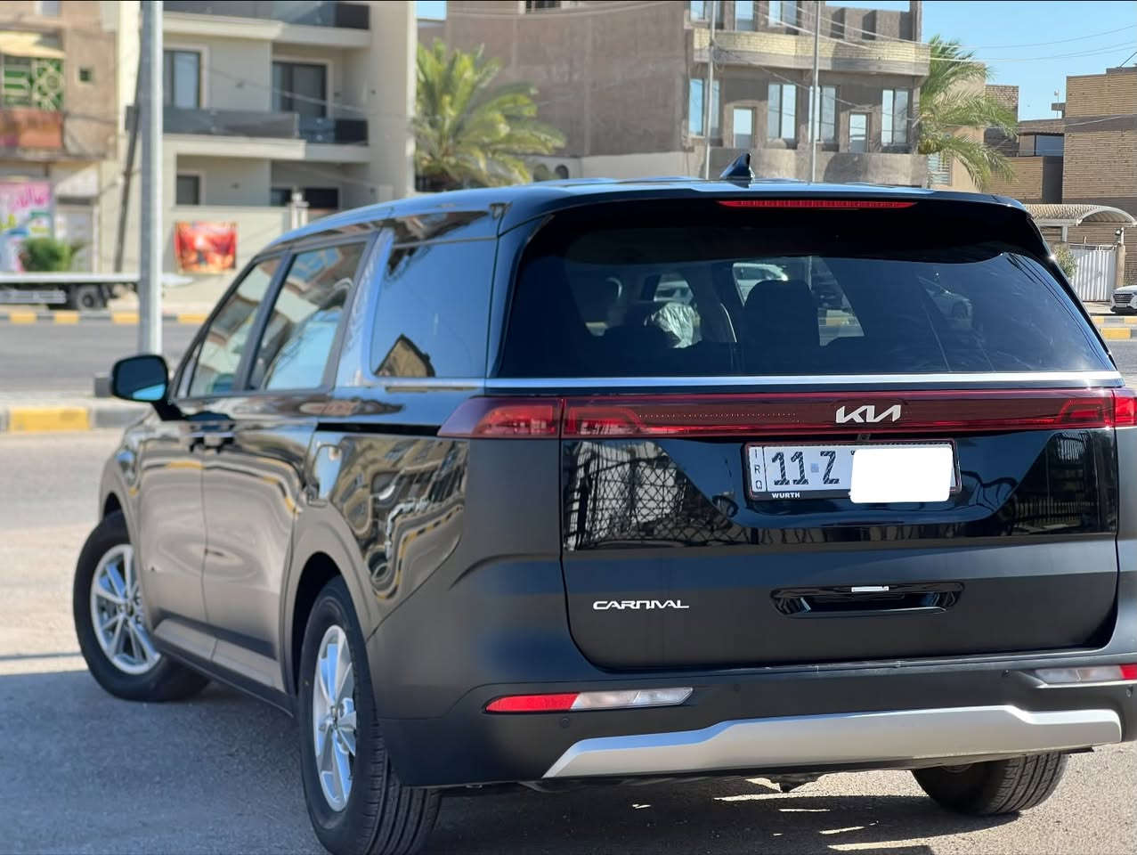 🚗 للبيع | كيا كارنفال 2024 | وارد أمريكا | Clean Title 🚗
✅ موديل 2024

✅ وارد أمريكي – Clean Title

✅ الممشى: 72,000 كم

✅ السعر: 27,500 دولار

المواصفات:

* ✅ داخلية جلد رصاصي.

* ✅ مثبت سرعة (Cruise Control).

* ✅ نظام الثبات الإلكتروني (ESC).

* ✅ نظام المساعدة على نزول المنحدرات (Hill Descent Control).

* ✅ كاميرا خلفية.

* ✅ شاشة لمس مع بلوتوث وUSB.

* ✅ أبواب جانبية سلايد.

* ✅ مكيف أمامي وخلفي ثلج.

* ✅ جنوط أصلية.

* ✅ محرك وگير وشاصي بحالة ممتازة.

* ✅ السيارة جاهزة ولا تحتاج أي مصروف.

💰 المطلوب: 27,500 دولار قابل للتفاوض بالمعقول بعد المعاينة.

📞 للاستفسار ***********

“اللهم صلِّ على محمد وآل محمد”
