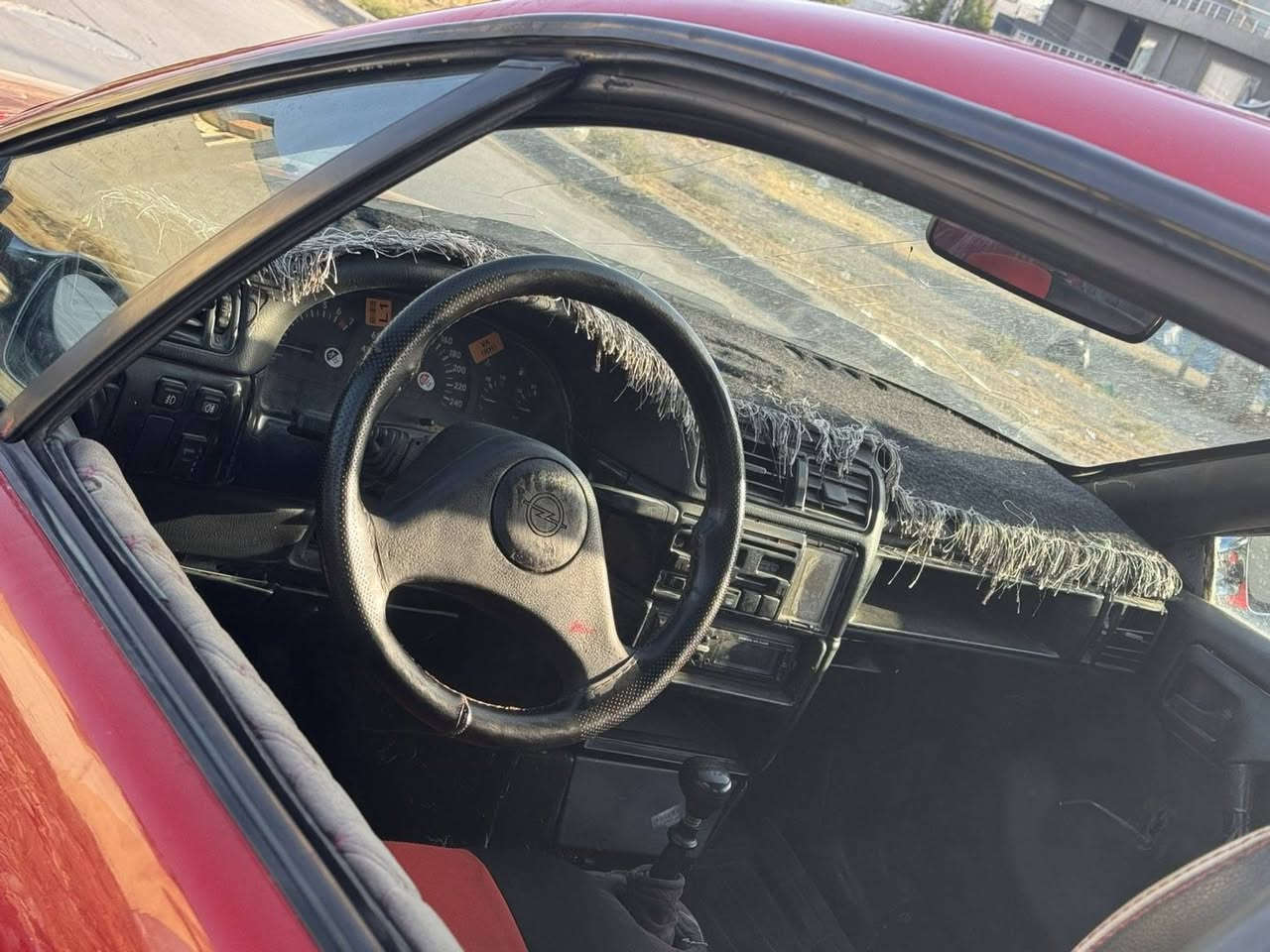 Opel كالبير
موديل ١٩٩٣
مكينه ٢٠ به شه رت
بي مسراف و سبورت تابلي به قوته 
سنه وى جنوب بوه ون بوه من به علوج ايفروشم  (***********) (***********) السليمانية, العراق
