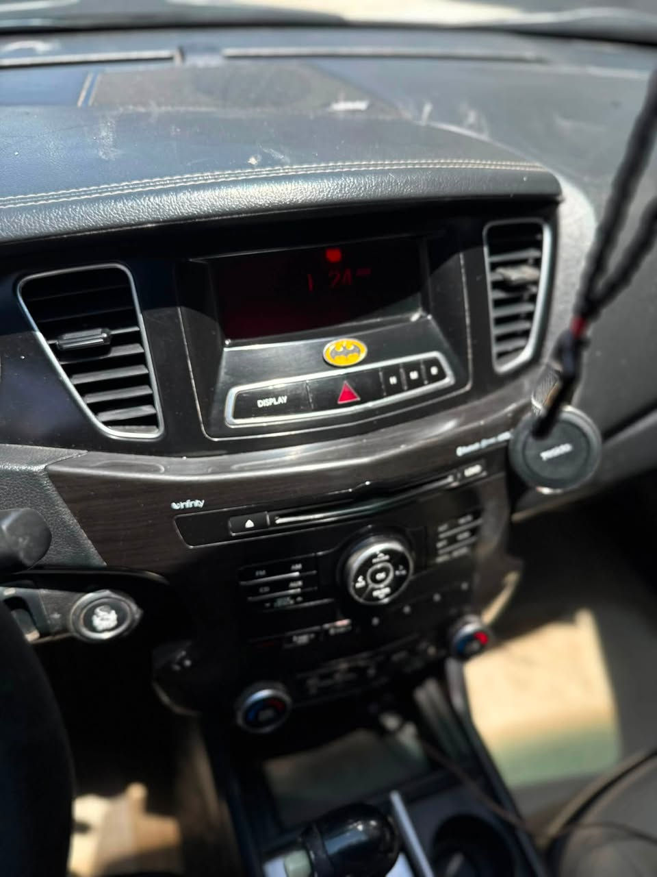 كادنزا 2012 vip رقم بغداد للبيع
محرك V6 3500 السيارة خليجية بأسمي رقم بغداد 
 التحويل ثاني يوم
مواصفات الvip معروفة 1/1
•بانوراما
•مثبت سرعة 
•تحكم ستيرن 
•كشنات الاماميه والخلفية تدفئه 
•تحكم بالصوت من الخلف 
•بصمة ابواب 
•بصمة جنطة 
•لايتات جديدة زنون 
•كشنات كهربائية 
•اشاير بالمري 
•مري شفط 
•صدر امامي مبدل بالكامل | صدر خلفي نص ونص 
السيارة مصبوغة حزام ما عدا الصندوق اني ابيع صبغ عام 
 كير ومحرك كفالة وين ميعجبك تاخذ تراي 
شكو قطعة غيار بالسيارة مبدلة على ايدي وكالة يعني انسى تبدل بيها شي او يعطل عندك شي وعالفحص 
السعر 83$ وبيها مجال للشراي مكاني الانبار الرمادي 
*********** وهذا رقمي واني الممنون
