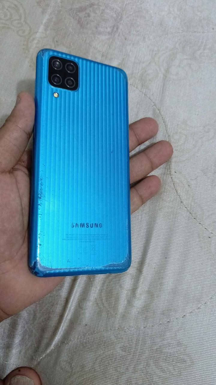 السلام عليكم عندي هذا جهاز للبيع
اسمه Galaxy M12
ذاكره 128
جهاز بلازمه مفطوره بس شغال لمسها وكلشي مابيها
ولخلل ثاني سماعه مال تصال متشتغل بس تفتح سبيكر شغاله عادي 
سعر50 من لاخير غير قابل لتفاوض
مكاني كربلاء قرب ملعب كربلاء دولي 
رقمي ***********بي وتساب كربلاء, العراق
