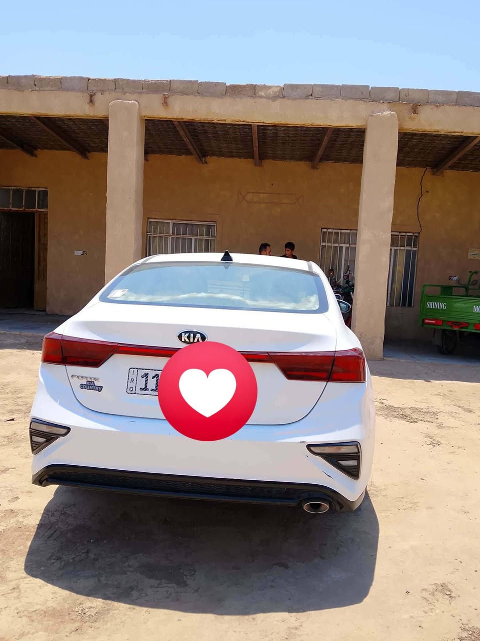 سلام عليكم سياره للبيع موديل ٢٢ مكنة ٢٠٠٠ دوش جاهزة تخم تاير جديد تبريد شغال خير من الله دشمةجدديد مكان سياره واسط قضاء النعمانيه سعر خاص رقم بغداد  لمراوس ستاذ موديل ٢٠٠٧كون نضيفه رقم لاتف ***********
