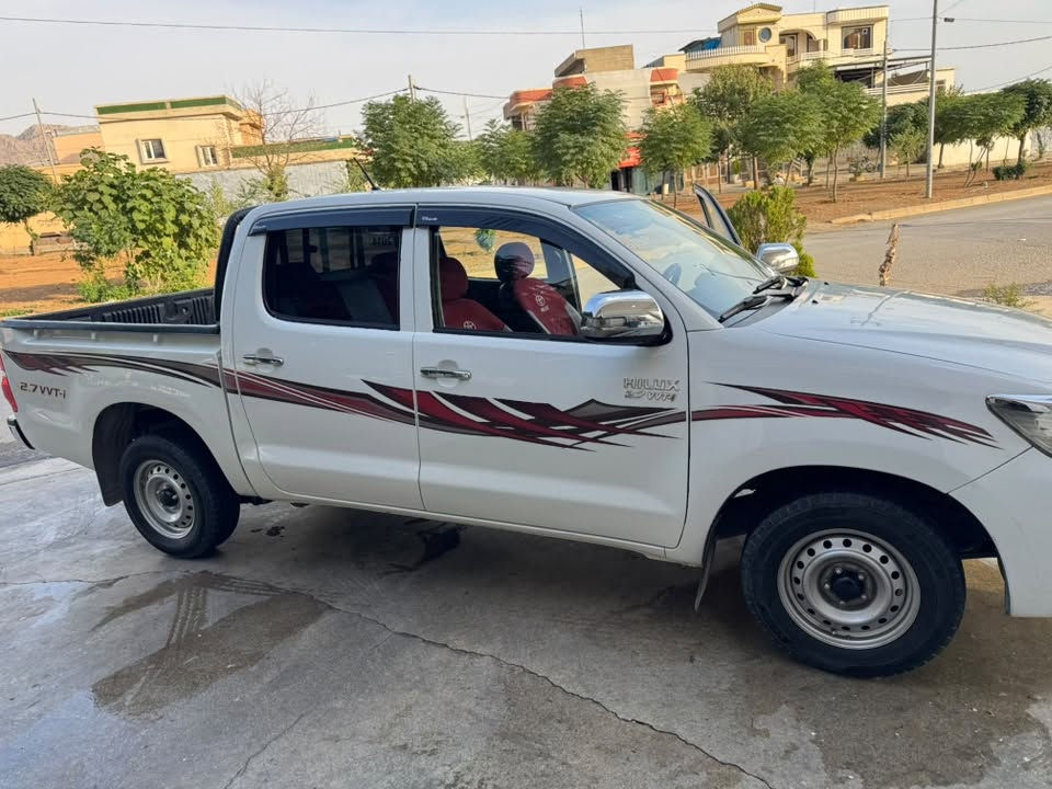 لاندكروزر • ٢٠١٤ • مكينة