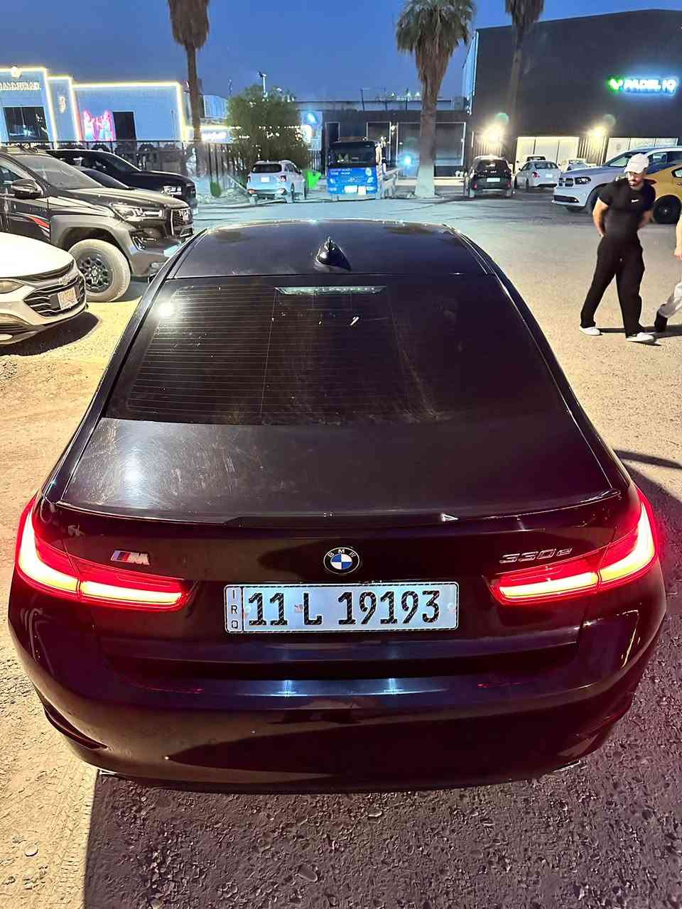 BMW e330 2021
لون اسود بغداد بأسمي 
1/1 فول للاخير
فتحة سقف
رادارات امامي خلفي جانبي
اوتو هولد
تحديد و المحافظه على المسار
مثبت سرعه
انظمة قياده SPROT/SPORT+/ELECTRIC/ADAPTIVE
اوتو ستارت/ستوب 
اوتو بارك اصطفاف ذاتي
تدفئة كشنات اماميه 
درگه هيتر 
تحكم تبريد خلفي منفصل
اضائه داخليه امبينت لايت
اناره بيدات الابواب خارجيه مع ترحيب اضائه على الارض ايضًا
و باقي المواصفات المعروفه
رقمها حلو و بغداد 
اي ضربه مابيها ضررها غرق بسيط للدوسه ووصلت تعمل وتسير كل كهربائياتها شغاله اي شي ممبدل بيها كل العقول مكفوله اي مسج ممشتغل بيها كلشي مابيها نقص 
مكانها بغداد زيونه 
السعر 22000 وبيها مجال 
***********
