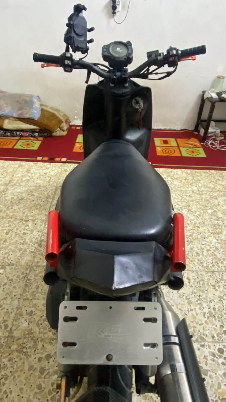 السلام عليكم 
للبيع سكنس فحل ياباني حديث 
دراجه كفاله عامه 
دراجه تريد ابيعلك رياضي ع تزويد وغراض بلادي موجود 
التزويد 
صالنصا بوري عدل أم النحله الاصليه 
كلجات رياضي 
قبق فلاوين 
قاعده رقم 
يدات بريك 
بيه أربع قطع كاربون فايبر 
دراجه ستخدام قليل رمبه ماشيه أربع آلاف فقط
المكان الحريه شارع المعارض 
الاستفسار اكثر ***********
