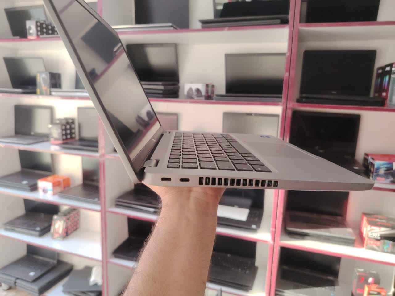 Dell Latitude 5420 • i5 الجيل 11 • ٨ جيجا رام