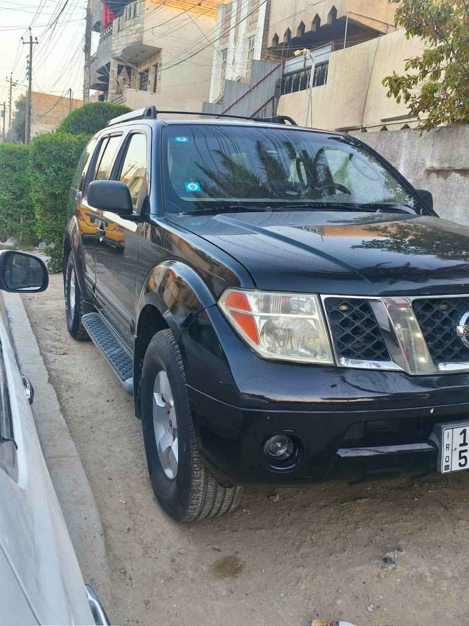 السلام عليكم نيسان باثفاندر
٢٠٠٧ اسود اللون وارد أمريكي ٧ راكب غرفه جديده تبريد شغال صدر امامي خلفي جديد بروجكترات عدسه ٣ الوان
لايتات لد ابيض عالي ناصي
منظومه غاز ١٠٠ لتر يعني تنسى الصرف
باتري جديد والسياره احلى من الصور تجي وتشوف نظافتها 
رقمها بغداد بأسمي يعني تحويل مباشر
الاستفسار تواصل عالرقم***********
السعر ٧٩ ورقه
