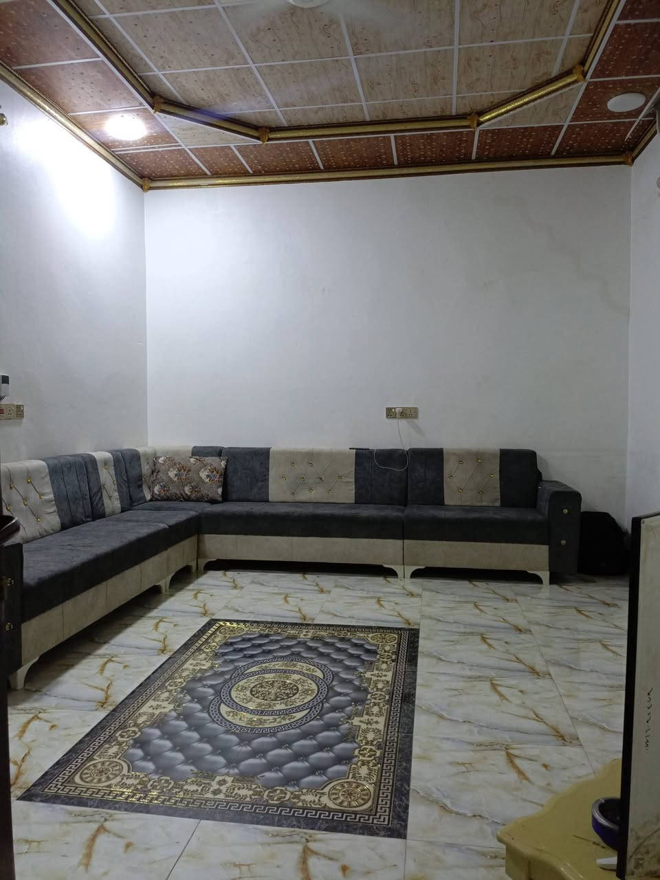 دار للبيع المساحه 150 بهرز حي العروبة قريب على الجنسية والمستوصف الجديد السعر 90 مجال طابو ملك صرف هاتف ***********//***********
