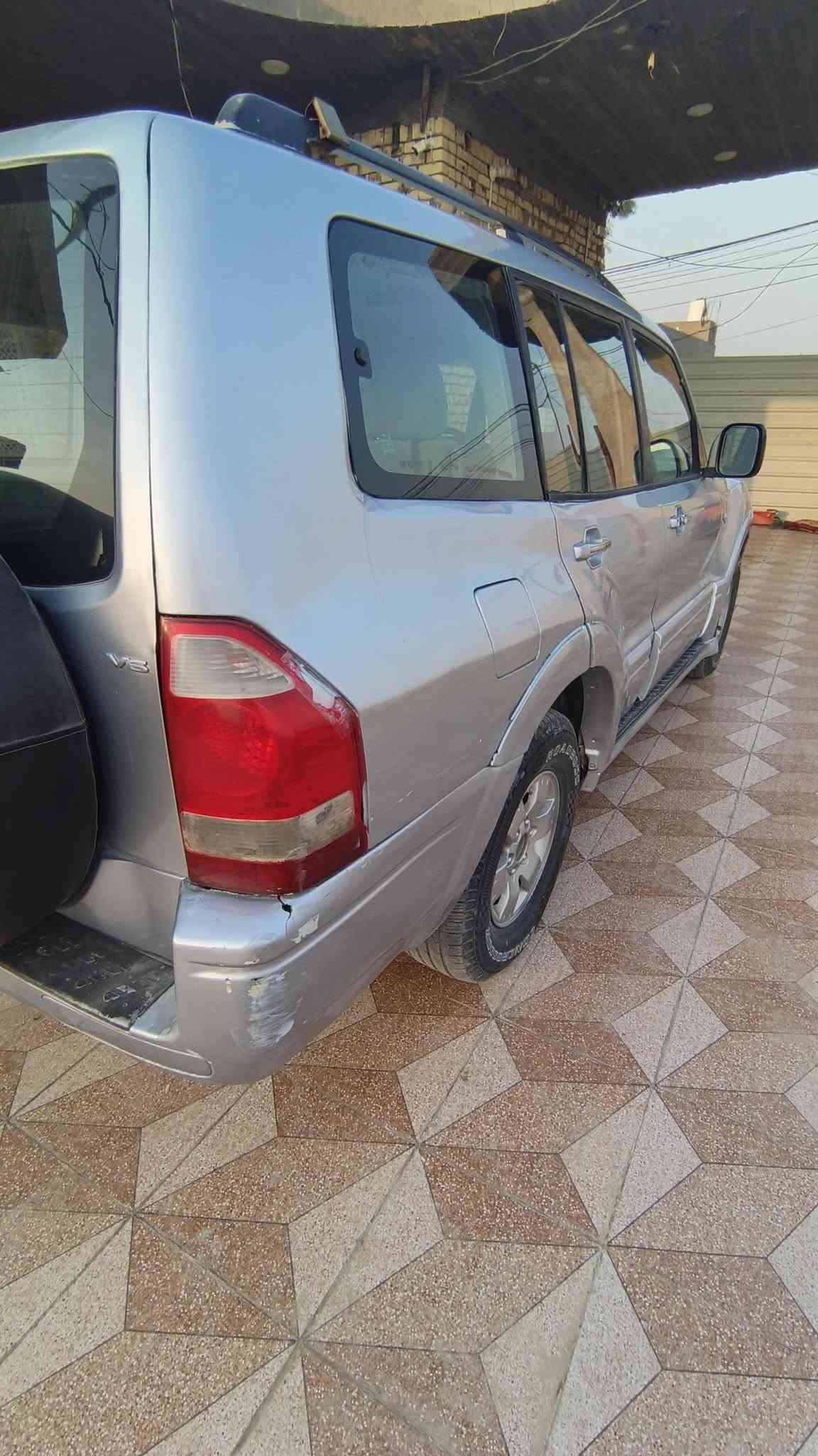 للبيع باجيرو موديل 2007 باسمي إنكليزي بغداد سنويه لغاية 27 محرك وكير خير من الله حداديه جديدة السيارة مصبوغة حزام بيه ضربة بالباب الخلفي موضحه بالصوره سعره 65 بيه مجال للاستفسار ***********
