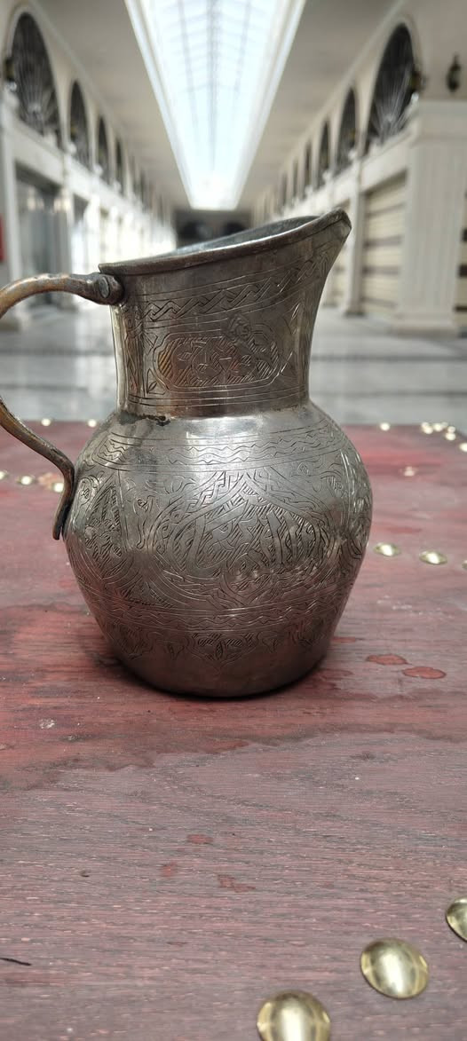 السلام عليكم
دولكة نحاس منقوشة بالكامل. مختم. عمر كيال. خاليه من اي عذر لتواصل اكتب تم او وات ساب ***********
