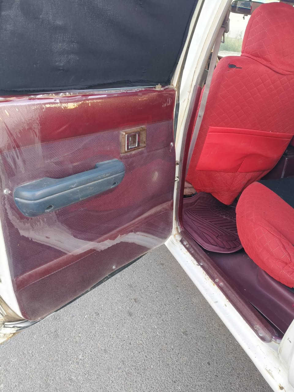بيكم دير للبيع 
رقم بصره شرط التحويل 
جاهزه مكينه كير حداديه كهربائيات تبريد 
سياره بدون صبغ بلاد 
المكان الناصريه، الدوايه 
رقم الهاتف ***********
السعر 36وبيه مجال قليل
