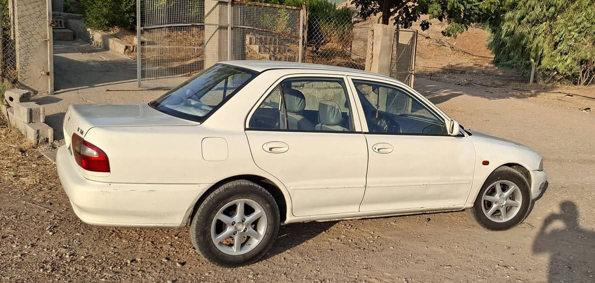 برؤتؤن 2004 تؤماتيك تةبريدة مةكينة و كيري بةشةرت جوار تايةيي تازةية كارةبايي هةمويي بةشةرت دوبارجةي بؤياغة بةبي ناو گرتن ئارمي بلاستيك هةوليرة سةنةوي بغدادي لةگةلة . دةعمي بؤ دةعمي بةشةرت ..هةموياني لةسةر بيلادي ماوة ز.م***********..شوين كفري
