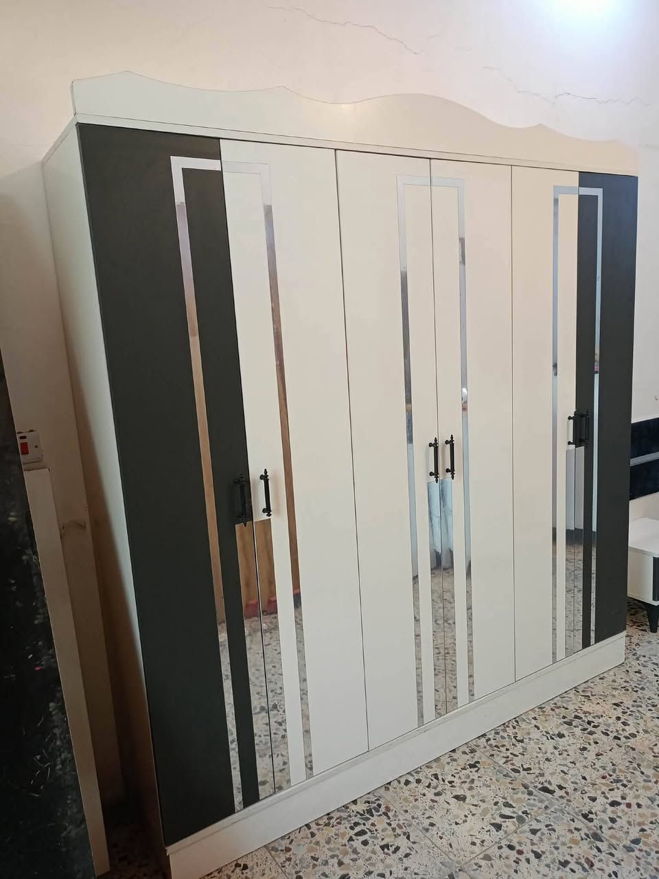 غرفه تركيه مستخدمه 
نضافة 90 بالميه 😍
عدد القطع /5 
نقل 🛻 وشد 🪛 داخل بغداد مجاني
متوفر توصيل محافظات 🛻
***********

