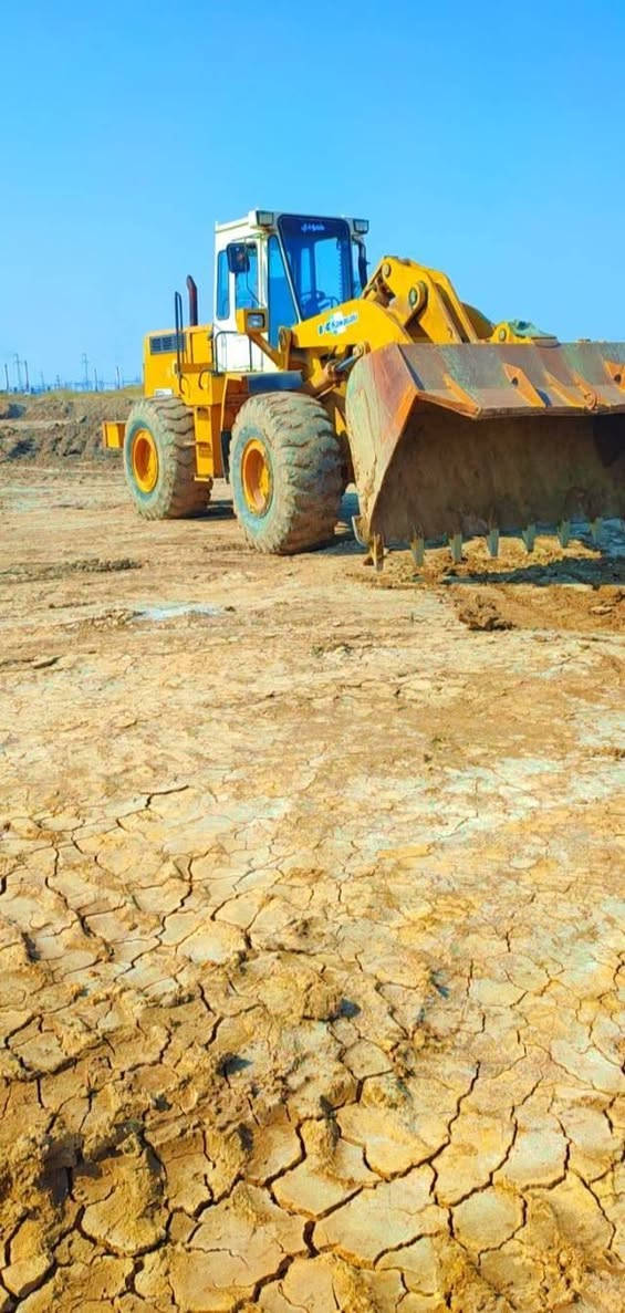 مكينه كاوسكي داش ثري
جاهزه للعمل 
تبريدثلج🥶
سنويه ل27 بسمنه
 كهربائية شغاله كلهه سعر 325
مكينه نضيفه مال جناي 
استفسار اتصال عل رقم مكان ديوانيه
***********
