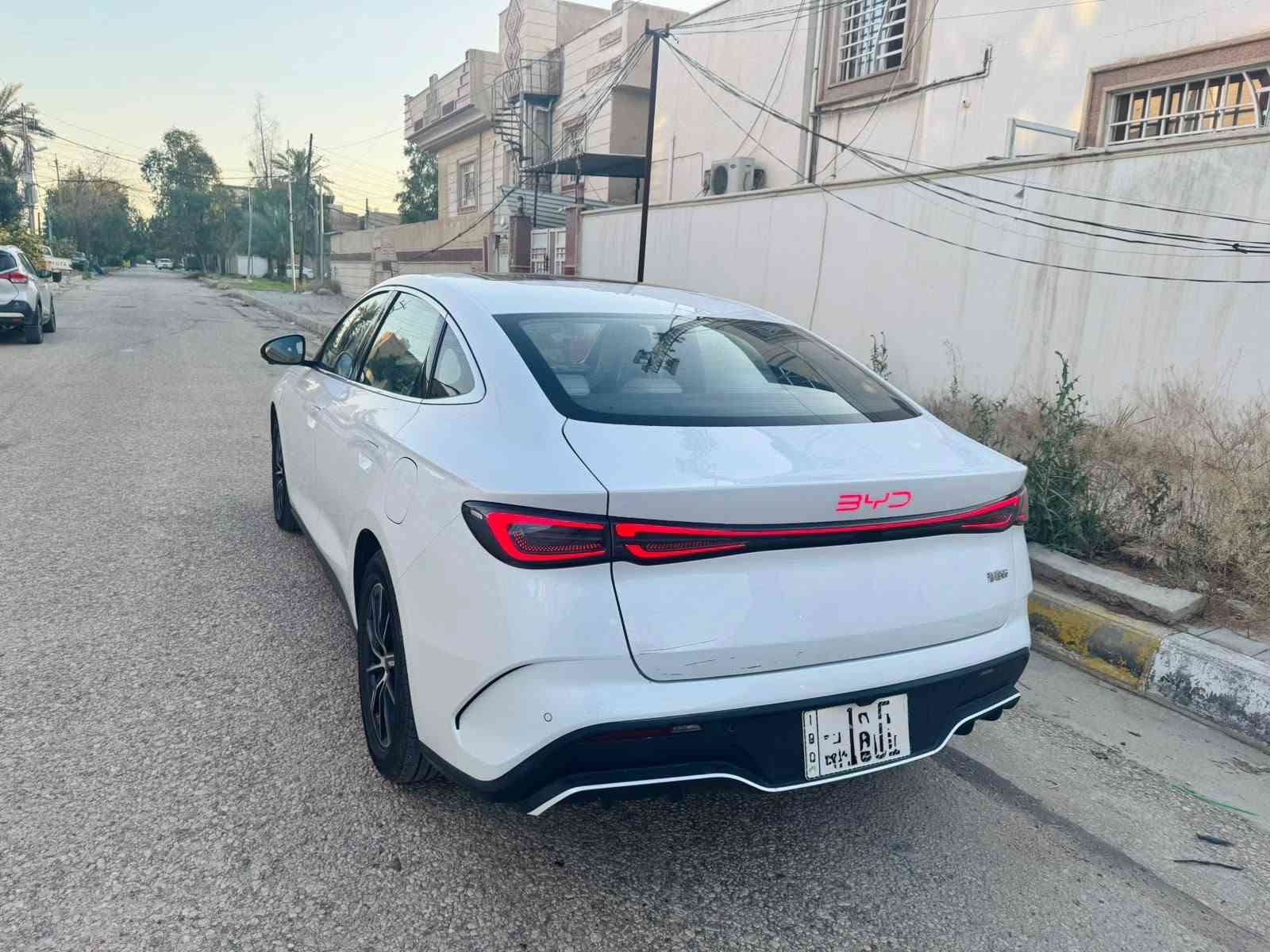 السلام عليكم بي واي دي سيل 6
موديل 2025
بطاريه  120
شاحن سريع وبطيئ 
فول مواصفات
بصمه تشغيل
بصمه ابواب
تشغيل عن بعد
بانوراما
كراسي كهرباء
شاشه كبيره قلابه 
شاشه محدثنه
منصبلها كل البرامج
كل الملحقات وياهه
شاحنه مثلث فوم تاير
ماشيه 20 الف
بيها BDR بل قبق صندوك يم العلامه مصلح
بس لشخوط ممسويهن
السعر ٢٥ مليون و ٧٠٠ بيها مجال
العنوان شارع فلسطين او البنوك
***********
***********
