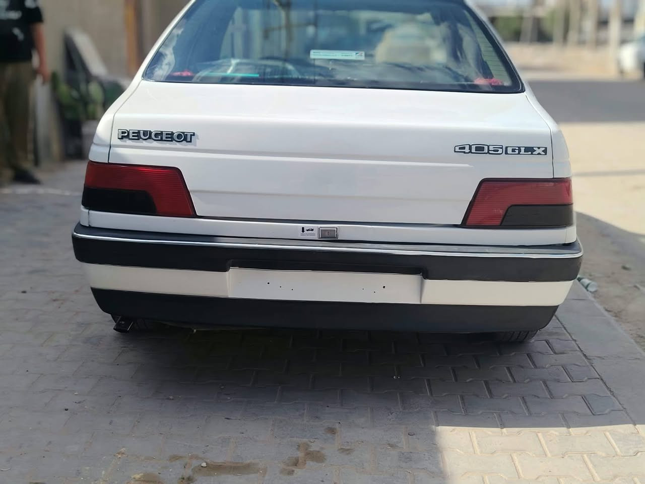 سلام عليكم بيجو 405
مديل2012🔜      رقم بغداد نكليزي            
       سنويه ل30 مكان السياره 

نجف 📱***********☎️ 
           سعر 💸 $45$💸
                 وبيها مجال 👇
