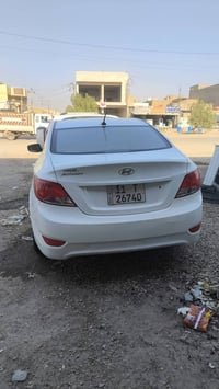 هونداي اكسنت • ١٦٠٠ • بدون صبغ